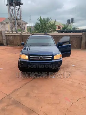 Toyota Highlander 2005 Blue