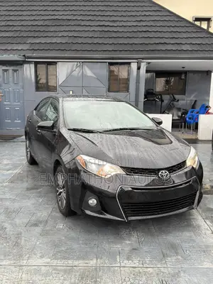 Toyota Corolla 2016 Black