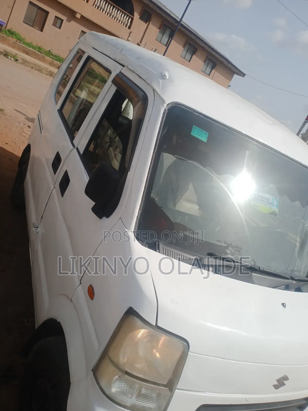 Suzuki APV Minibus 2010 White