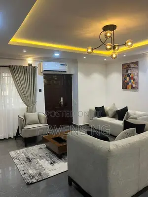Contemporary 3-Bedroom Apartment