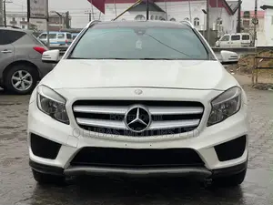 Mercedes-Benz GLA 250 2016 White