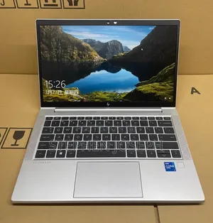 Laptop HP EliteBook 830 G8 8GB Intel Core i5 SSD 256GB