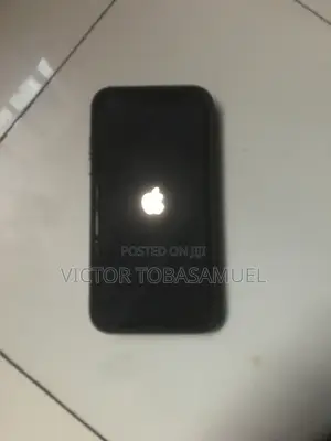Apple iPhone 11 64 GB White
