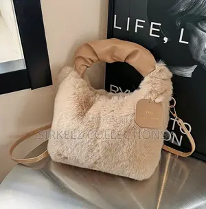 Fur Plush Bag (Small Lady Shoulder Crossbody Bag)