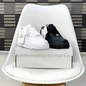 Nike Airforce Sneakers Fully Boxed