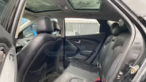 Hyundai Tucson 2010 Black