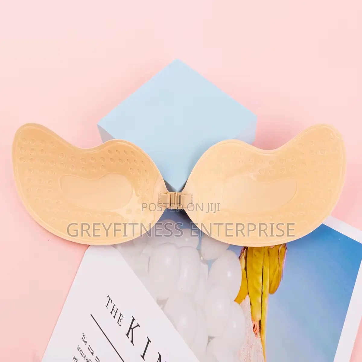 Adhesive Strapless Backless Bra