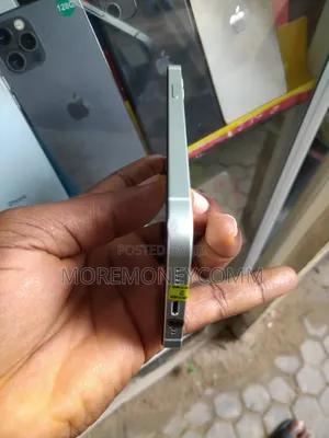 Apple iPhone 11 128 GB Gray