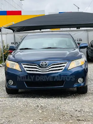 Toyota Camry LE 4dr Sedan (2.5L 4cyl 6AM) 2010 Blue