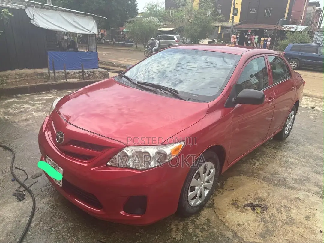 Toyota Corolla 2012 Red