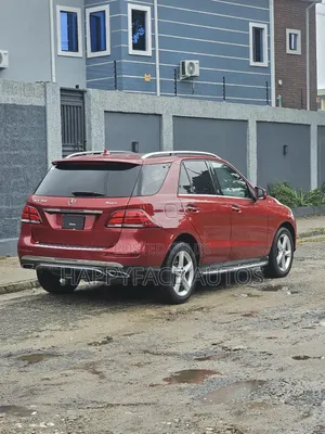Mercedes-Benz GLE-Class 2017 Red