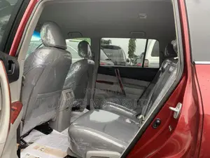 Toyota Highlander 2010 Red