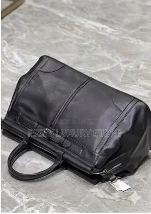 Pure Quality Leather Traveling Duffel Bag