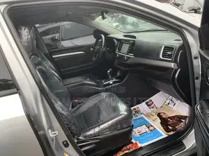 Toyota Highlander 2016 Silver