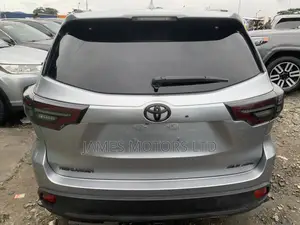 Toyota Highlander 2016 Silver