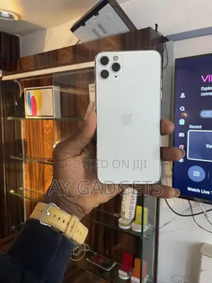 Apple iPhone 11 Pro Max 64 GB White