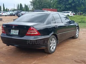 Mercedes-Benz C280 2007 Black
