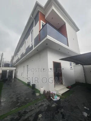 4bdrm Duplex in Ocean Breeze Estate, Ologolo for rent