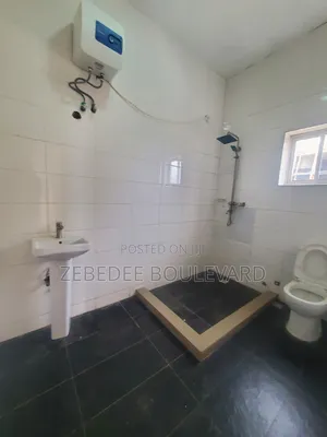 2bdrm Block of Flats in Gaduwa for rent