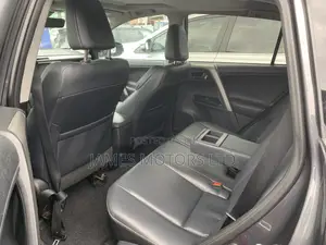 Toyota RAV4 2018 Gray
