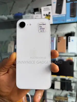 Apple iPhone 17e 256 GB White