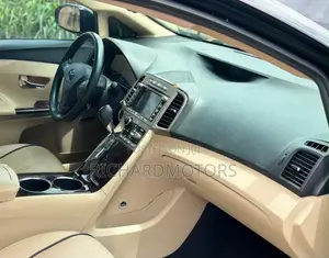 Toyota Venza V6 AWD 2011 Black