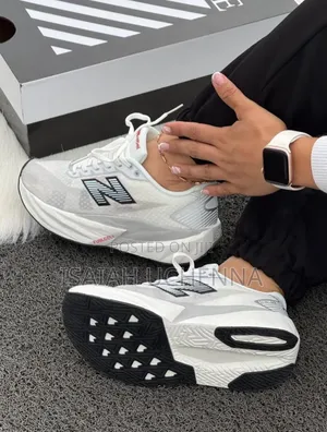 Original New Balance Sneaker