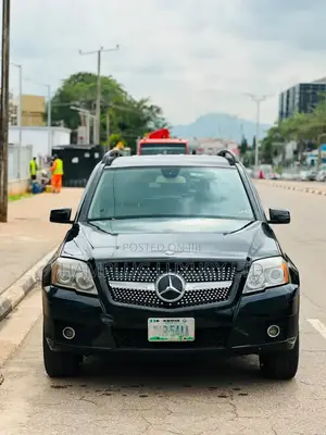 Mercedes-Benz GLK-Class 2011 Black