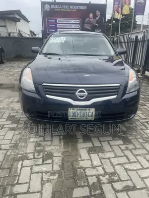 Nissan Altima Coupe 2.5 S 2009 Blue