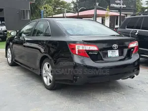 Toyota Camry SE Sport 4dr Sedan (2.5L 4cyl 6A) 2014 Black