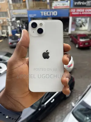 Apple iPhone 13 128 GB White