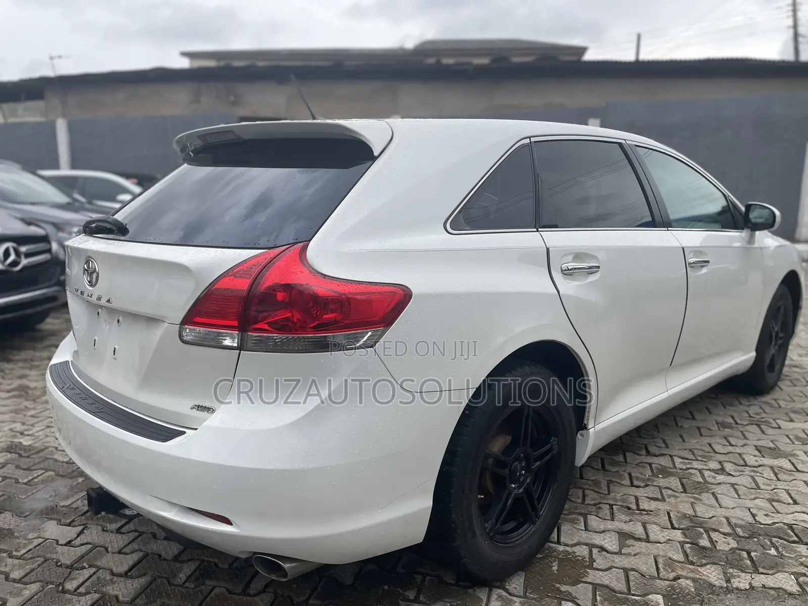 Toyota Venza 2012 White