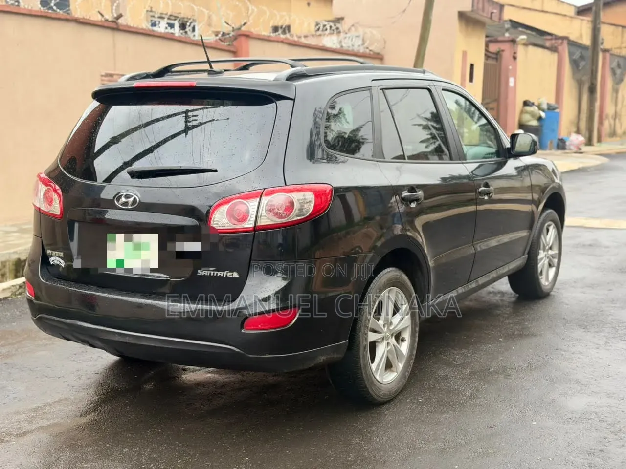 Hyundai Santa Fe 2010 Black