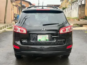 Hyundai Santa Fe 2010 Black