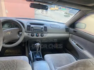 Toyota Camry 2004 Blue