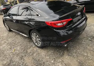 Hyundai Sonata Sport Sedan FWD (2.4L 4cyl 6A) 2016 Black