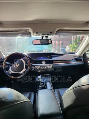 Lexus ES 2015 White