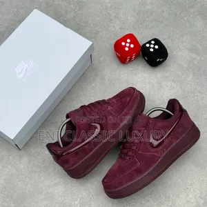 High Demand Luxury Men's Sneakers Nike Best Quality Well Branded