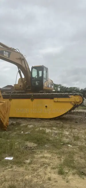 Swamp Buggy 320C L