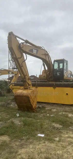 Swamp Buggy 320C L