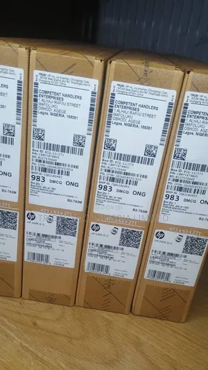 New Laptop HP 240 8GB Intel Core 3 SSD 512GB