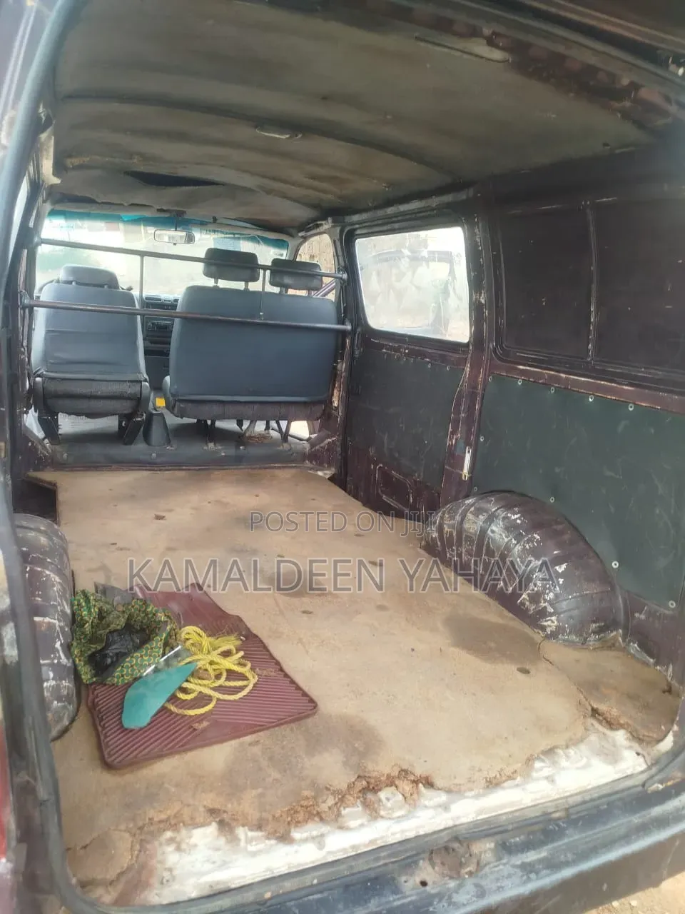 Toyota HiAce 2004 Brown