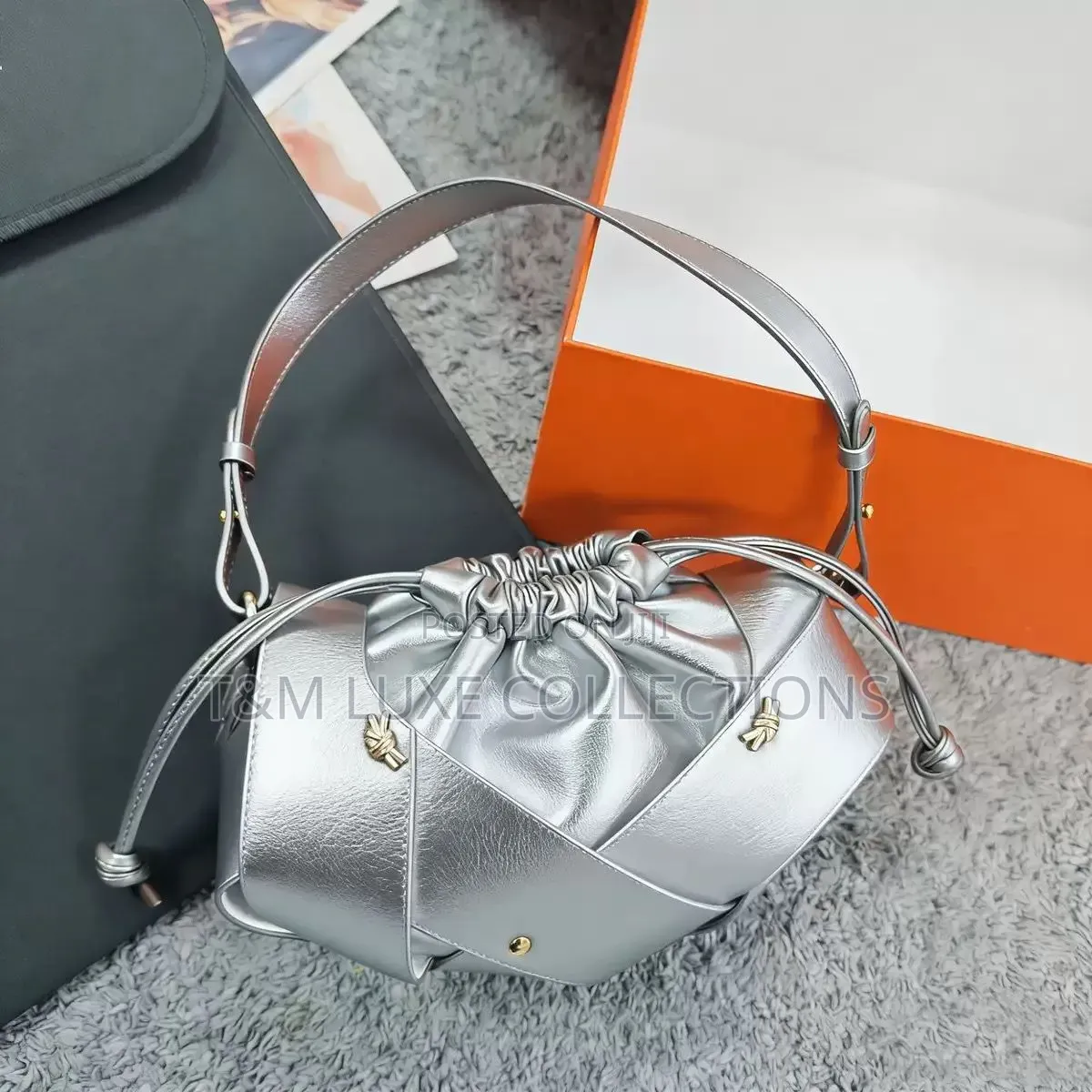 Luxury Leather Hand Badlg With Long Strap