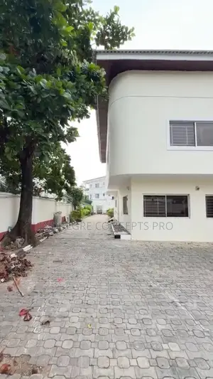 5bdrm Townhouse / Terrace in Aso Drive, Maitama for rent