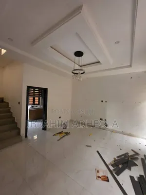 2bdrm Townhouse / Terrace in Omole Phase2 for rent