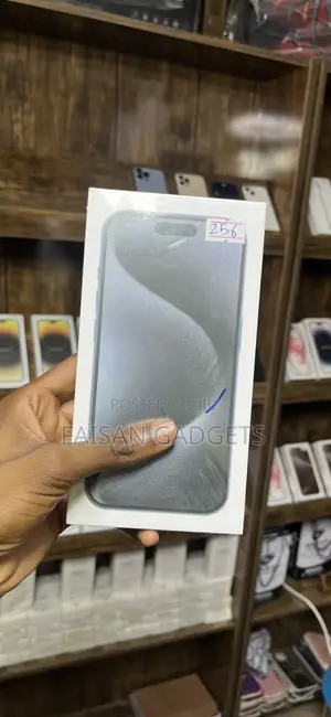 New Apple iPhone 15 Pro Max 256 GB Blue
