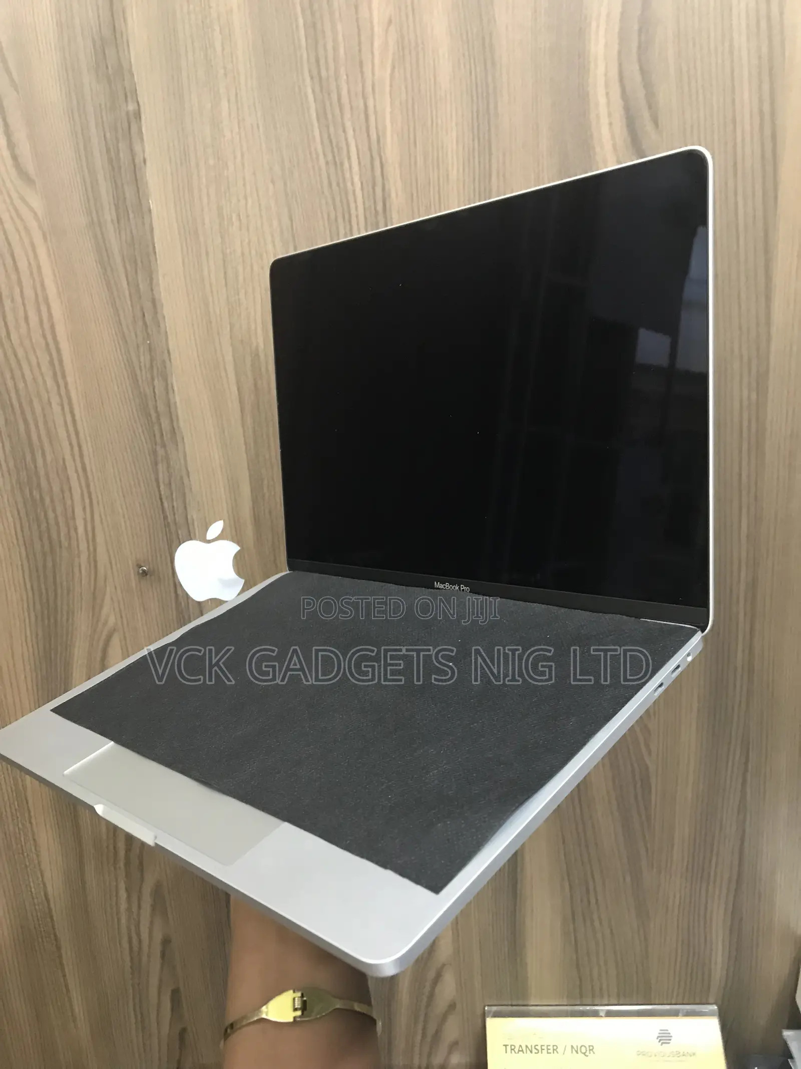 Laptop Apple MacBook Pro 2019 16GB Intel Core i7 SSD 512GB