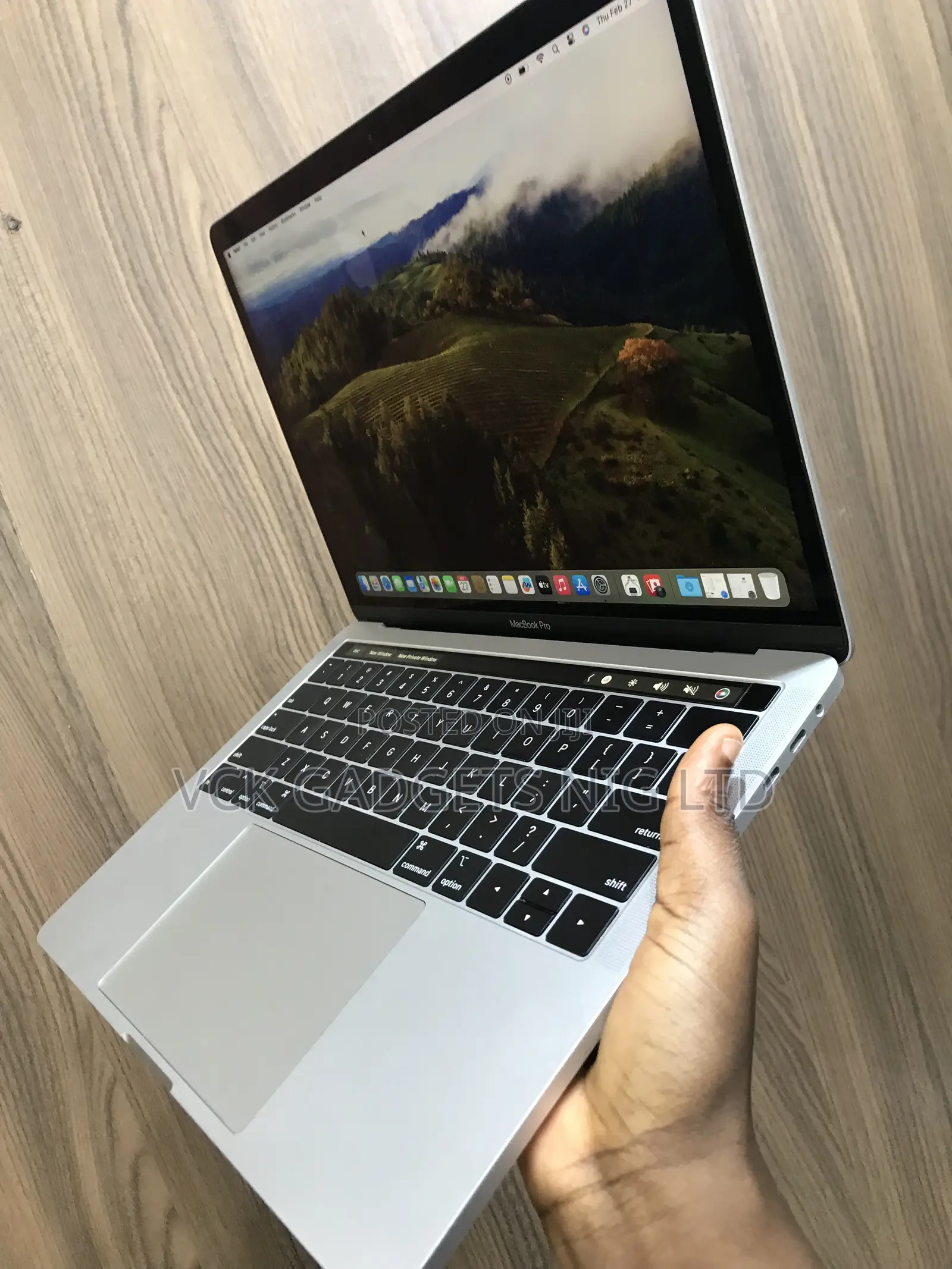 Laptop Apple MacBook Pro 2019 16GB Intel Core i7 SSD 512GB