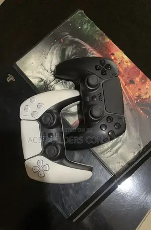 Play Station 4