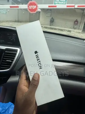 Apple Watch Series SE 3